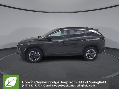 Used 2025 Hyundai Tucson SEL AWD/4WD image 8