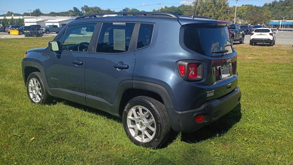 Used 2022 Jeep Renegade Latitude w/ Sun/Sound Group AWD/4WD image 5