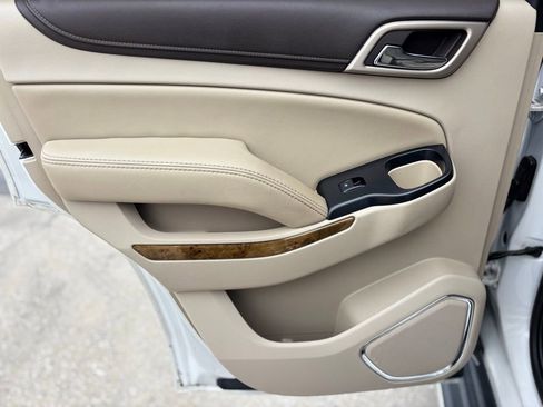 Used 2017 GMC Yukon Denali w/ Open Road Package image 18