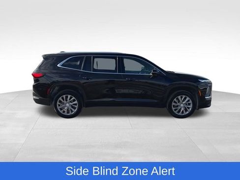 Used 2025 Buick Enclave Preferred image 13
