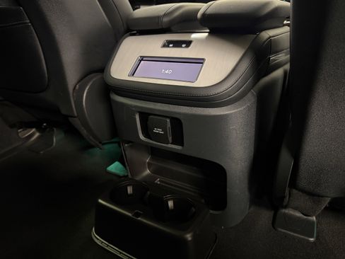 Used 2025 Lincoln Navigator L Reserve image 26