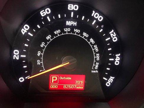 Used 2013 Kia Sorento LX FWD image 23