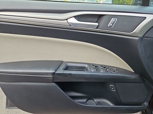 Used 2018 Ford Fusion S image 23