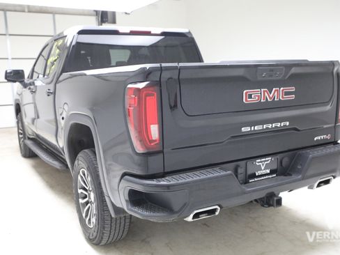 Used 2022 GMC Sierra 1500 AT4 AWD/4WD image 2