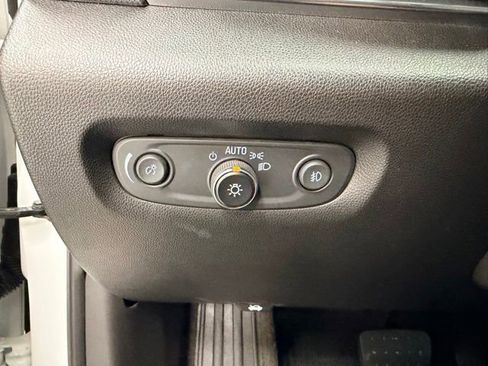 Certified 2020 Chevrolet Traverse Premier w/ Redline Edition AWD/4WD image 19