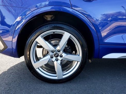 Used 2022 Audi SQ5 Premium Plus w/ Premium Plus Package image 28