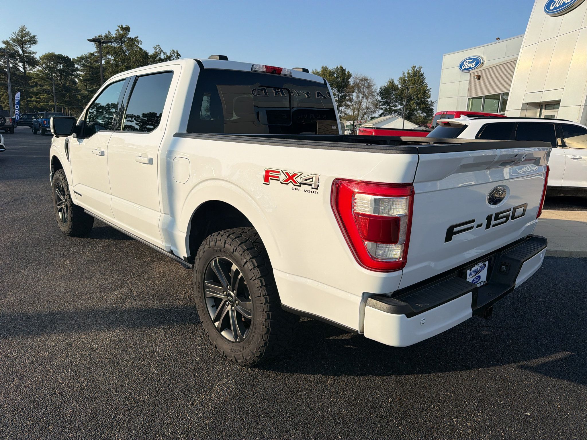 Used 2021 Ford F150 Lariat w/ Equipment Group 502A High AWD/4WD image 17