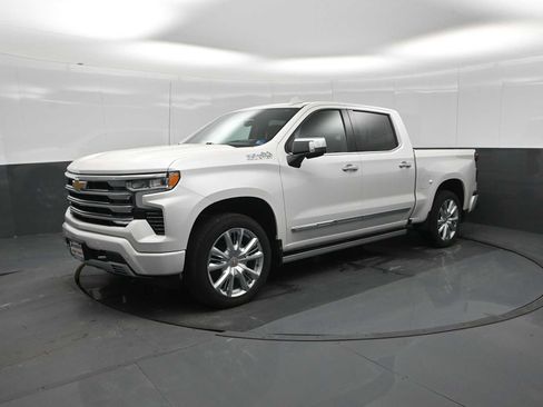 Used 2024 Chevrolet Silverado 1500 High Country image 4