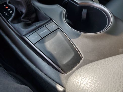 Certified 2024 Toyota Camry SE FWD image 30