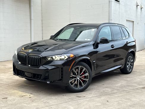 New 2026 BMW X5 xDrive40i w/ M Sport Package image 1
