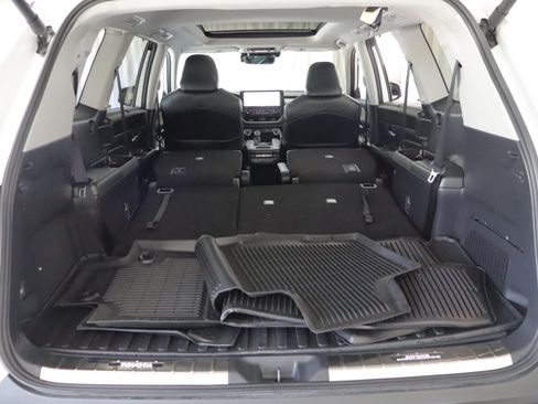Used 2026 Toyota Grand Highlander AWD Hybrid image 25
