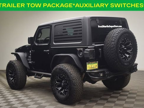 Used 2020 Jeep Wrangler Sport AWD/4WD image 4