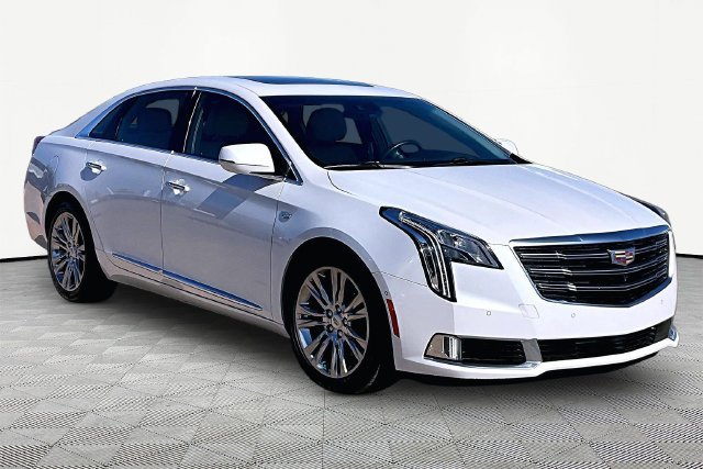 Used 2018 Cadillac XTS Luxury w/ Driver Awareness Package FWD image 10