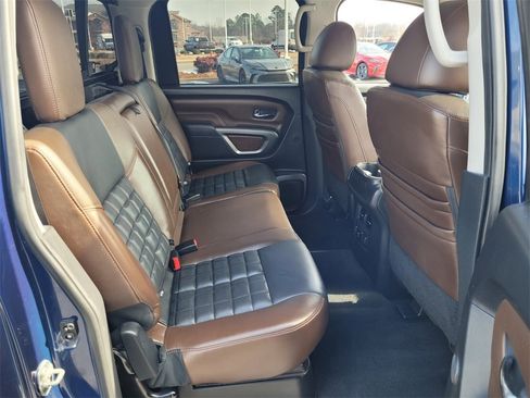 Used 2017 Nissan Titan Platinum Reserve image 11