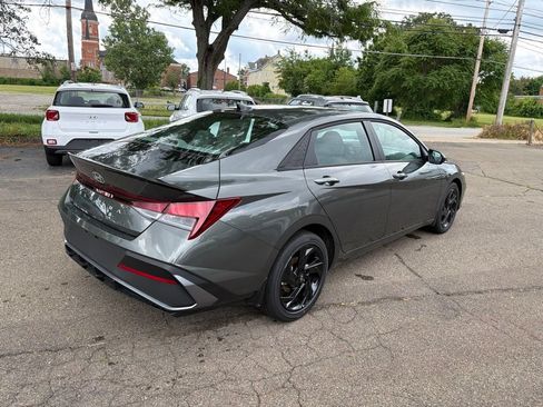 New 2026 Hyundai Elantra Sport FWD image 7