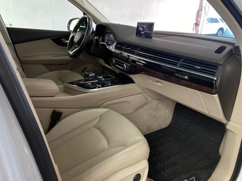 Used 2019 Audi Q7 3.0T Prestige w/ Prestige Package AWD/4WD image 8