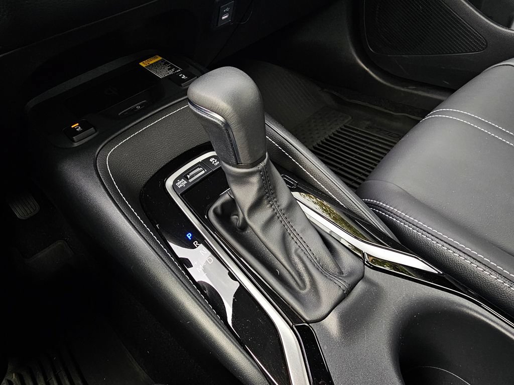 Used 2025 Toyota Corolla XSE FWD image 34