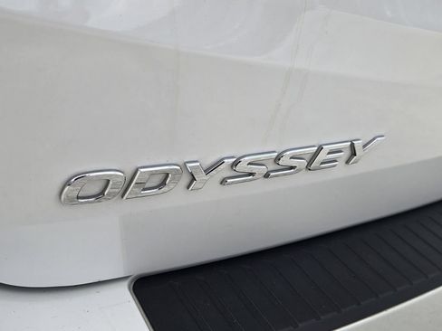 Used 2024 Honda Odyssey EX-L image 13
