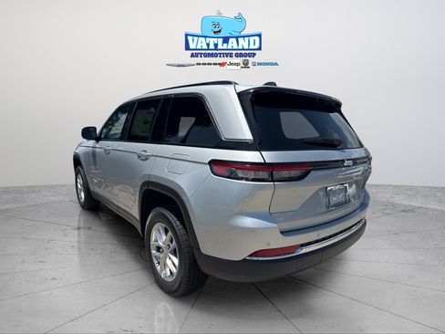 New 2026 Jeep Grand Cherokee Laredo X RWD image 44
