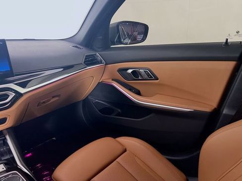 Used 2023 BMW 330i Sedan w/ Convenience Package image 25