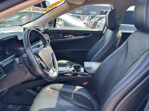 Used 2023 Lincoln Nautilus Reserve w/ Equipment Group 201A image 9