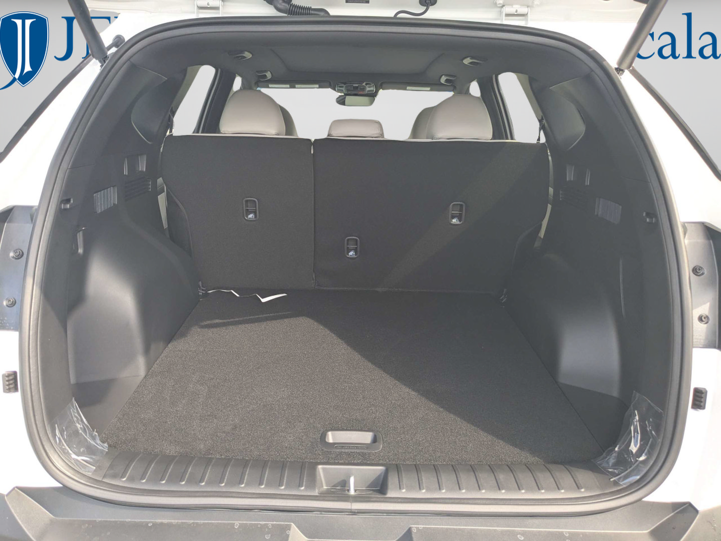New 2026 Hyundai Tucson Limited FWD image 11