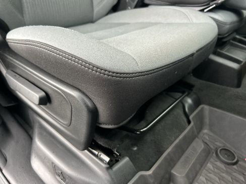 Used 2023 RAM 1500 Big Horn AWD/4WD image 15