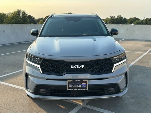 Used 2023 Kia Sorento SX AWD/4WD image 9