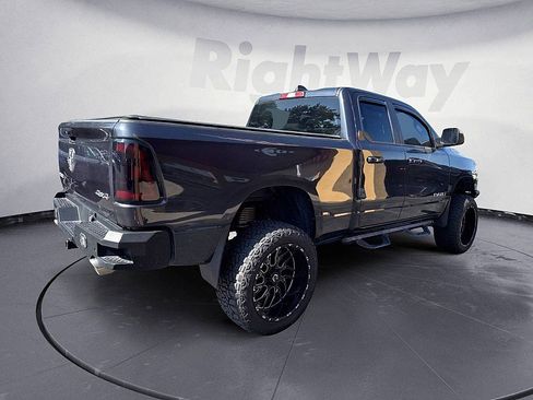 Used 2021 RAM 1500 Big Horn AWD/4WD image 5