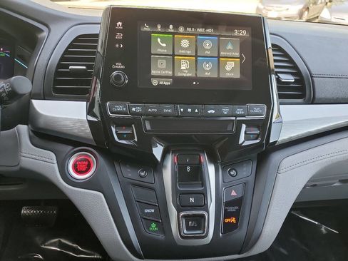 Used 2018 Honda Odyssey EX-L image 15