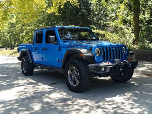 Used 2021 Jeep Gladiator Rubicon AWD/4WD image 2