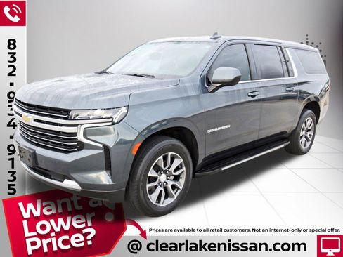 Used 2021 Chevrolet Suburban LT w/ Rear Media and Nav Package image 3