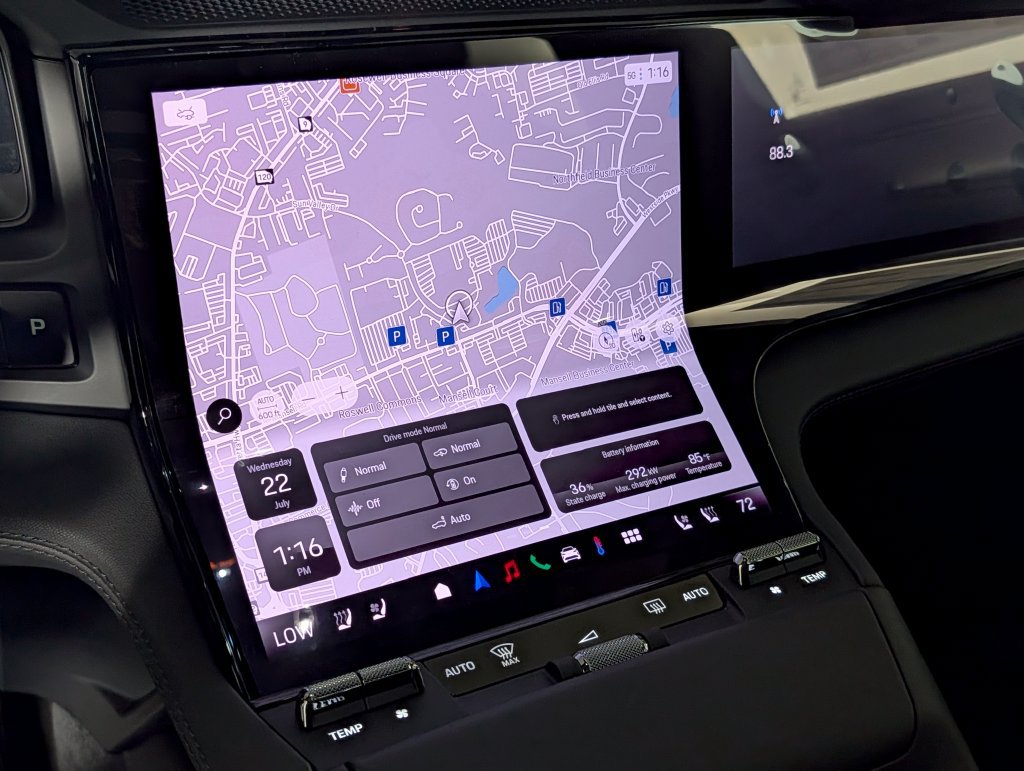 New 2026 Porsche Cayenne Electric AWD/4WD image 34