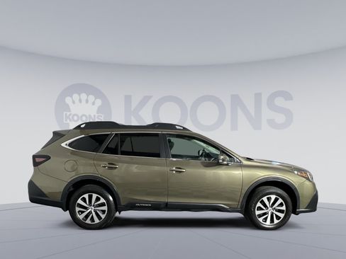 Used 2020 Subaru Outback Premium AWD/4WD image 8