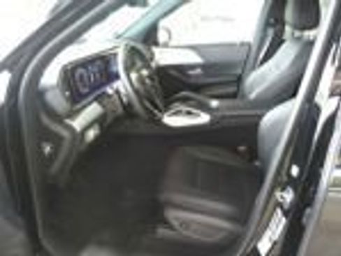 Used 2025 Mercedes-Benz GLE 350 4MATIC image 3