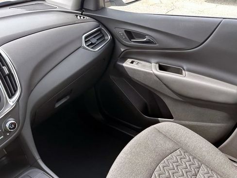 Certified 2022 Chevrolet Equinox LT FWD image 30