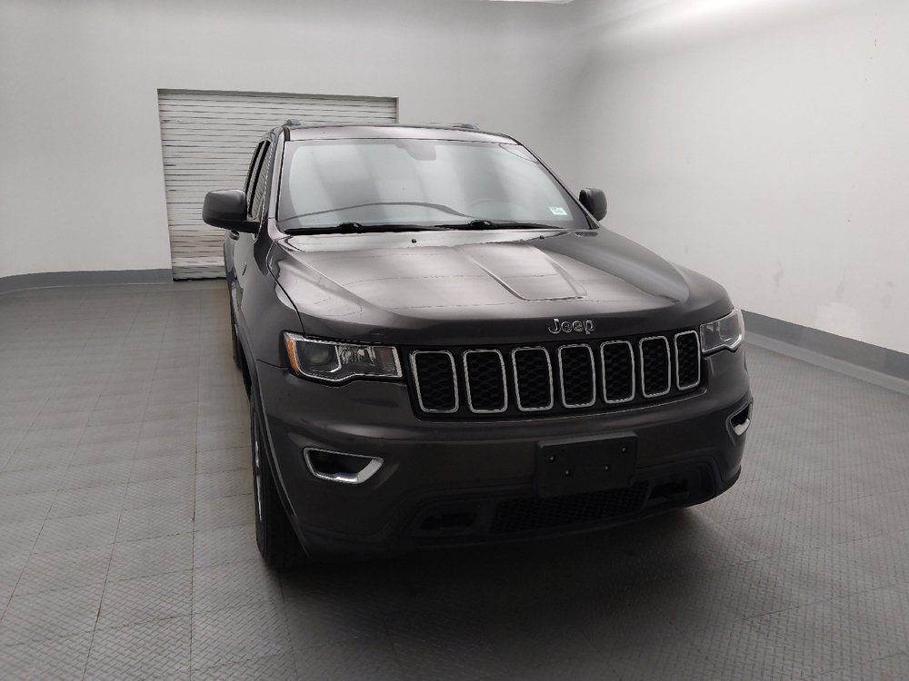 Used 2018 Jeep Grand Cherokee Laredo AWD/4WD image 14