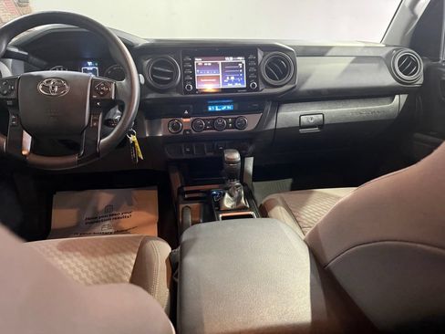 Used 2023 Toyota Tacoma SR AWD/4WD image 28