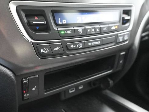 Used 2025 Honda Passport EX-L image 33