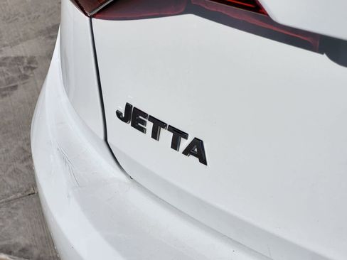 Used 2019 Volkswagen Jetta SEL Premium FWD image 11