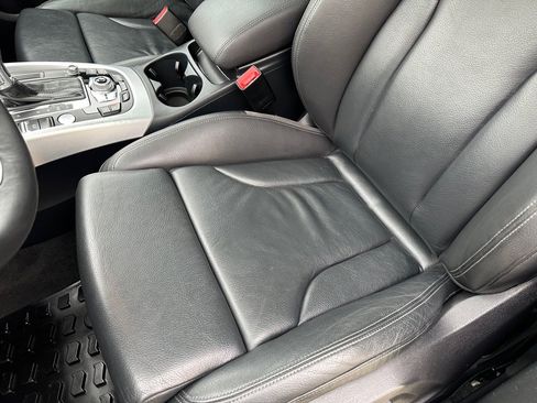 Used 2017 Audi Q5 2.0T Premium Plus w/ Technology Package image 14