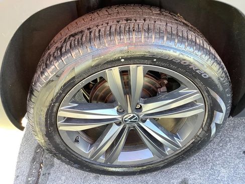 Used 2021 Volkswagen Atlas SE w/ Panoramic Sunroof Package image 26