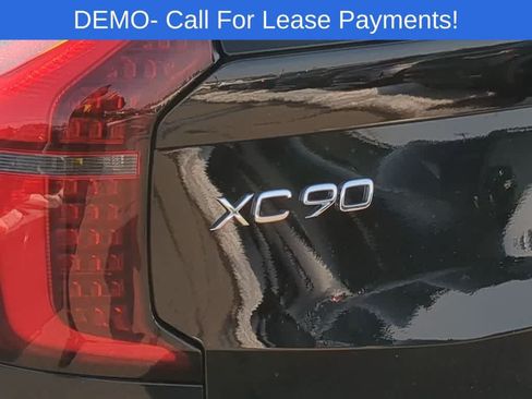 Used 2026 Volvo XC90 B6 Plus w/ Protection Package Premier AWD/4WD image 12