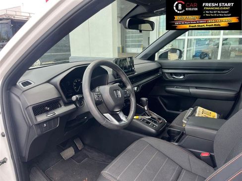 Used 2024 Honda CR-V Sport image 14