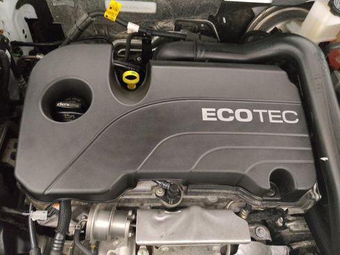 Used 2022 GMC Terrain SLT image 30