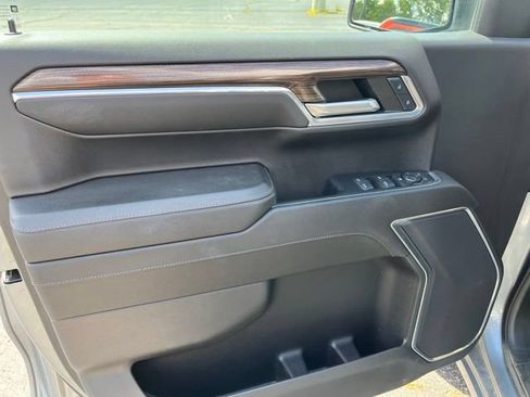 Used 2023 Chevrolet Silverado 1500 LT w/ Protection Package AWD/4WD image 8