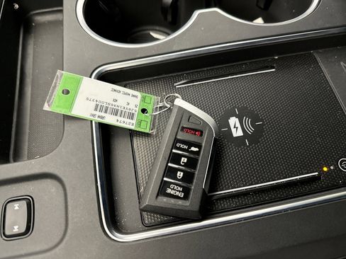 Used 2025 Acura MDX A-Spec image 11