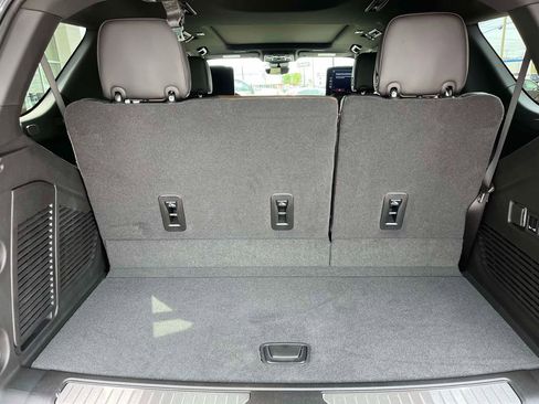 New 2026 GMC Yukon Denali Ultimate AWD/4WD image 19
