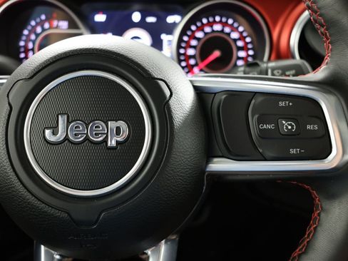 Used 2021 Jeep Wrangler Rubicon AWD/4WD image 28
