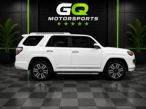 Used 2016 Toyota 4Runner Limited AWD/4WD image 8